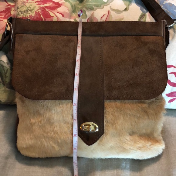 VINTAGE Handmade Furry Suede Crossbody Twist-Lock Flap NEW - Picture 14 of 16